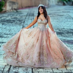 Sweetheart Neck Champagne Quince Dress Vestidos De 15 Anos Sleeveless Wear Pageant Lace Appliques Sweet 15 Gowns