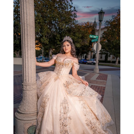 Customized Champagne Quinceanera Dress Off Shoulder Gold Lace Applique Beading Corset Sweet 16 Birthday Party Gown