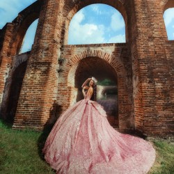 Detachable Sleeve Quinceanera Dress Pink Sweet 15 Gowns Sweetheart Neck Sequin Vestidos De 15 Anos With Bow