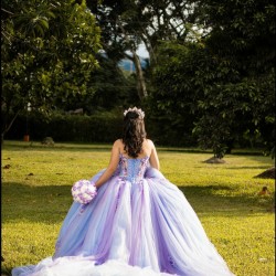 Elegance Princess Ball Gown Lilac Quinceanera Dresses Crystals Birthday Customized Sweet 16 Dress