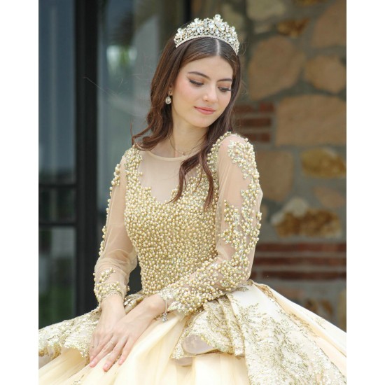 Long Sleeve Gold Quinceanera Dress Pearl Sequin Birthday Party Gowns Lace Appliques Sweetheart Neck Vestidos De 15 Anos