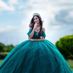 Off Shoulder Green Quinceanera Dress Sequin Birthday Party Gowns Lace Appliques Sweetheart Neck Vestidos De 15 Anos