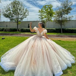 Off Shoulder Nude Quinceanera Dress 2024 Sweep Train Party Dress Lace Appliques Evening Dress Vestidos De Noche