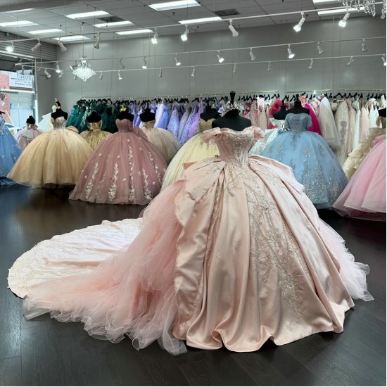 Beading Vestidos De 15 Anos Off Shoulder Pink Quinceanera Dress Sequin Instagram Gowns Lace Appliques Princess Dress With Cathedral Train