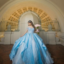 Tiered Vestidos De 15 Anos Sweetheart Neck Sky Blue Quinceanera Dress Sequin Off Shoulder Sweet 15 Gowns