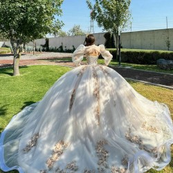 Sweetheart Neck Champagne Quinceanera Dresses 2024 Ball Gown Princess Dress Lace Appliques Two Piece Vestidos De 15 Anos