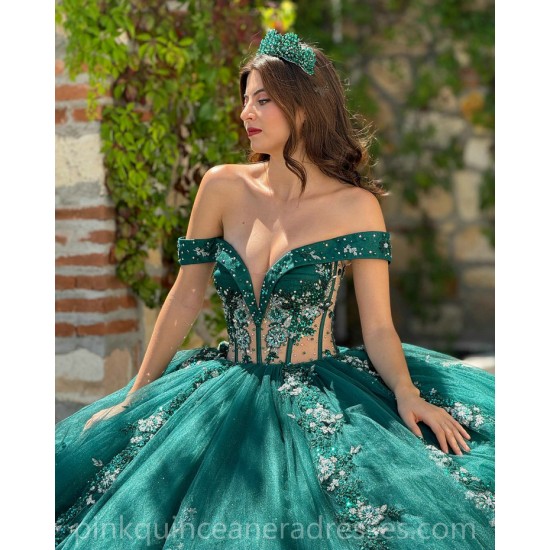 Off Shoulder Emerald Green Quinceanera Dress Lace Appliques Sweet 15 Prom Party Dresses V Neck Wear Pageant