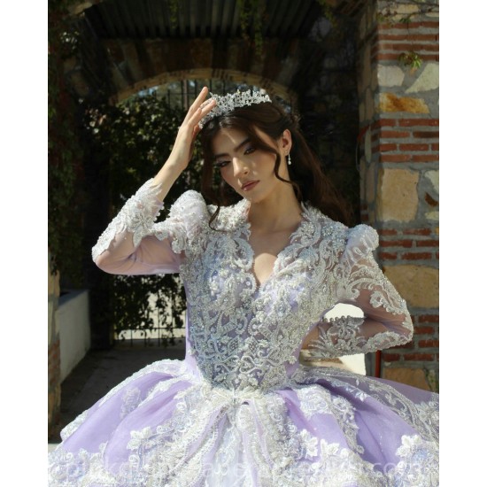 V Neck Lavender Quinceanera Dress Lace Appliques Birthday Party Dresses Long Sleeve Vestidos De 15 Anos