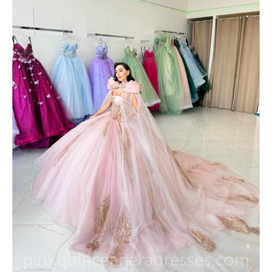 Cape Sleeve Pink Quinceanera Dress Sweet 15 Gowns Lace Appliques Wear Pageant Sweetheart Neck 2024 Ball Gown Princess Dresses