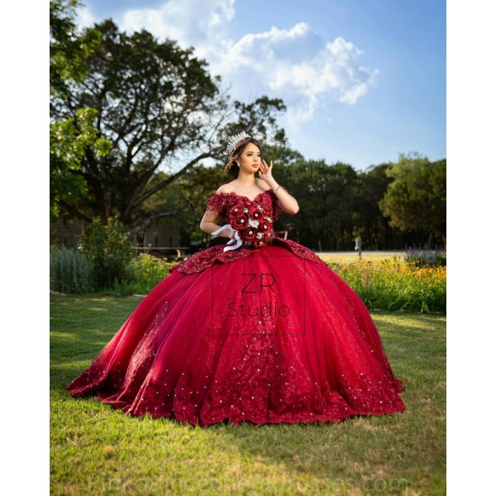 Burgundy Quinceanera Dress Off Shoulder Vestidos De 15 Anos Sweetheart Neck Women 2024 Ball Gown Gold Lace Appliques Girls Sweet 16 Dresses