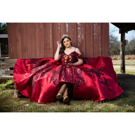 Spaghetti Strap Burgundy Quinceanera Dress 15 Birthday Party Robe Sequin Instagram Crystal Gowns Lace Appliques Girls Sweet 16 Dresses