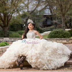 Ruffled Champagne Quinceanera Dress Sleeveless 15 Birthday Party Robe Sequin Crystal Instagram Gowns Sweetheart Neck Girls Sweet 16 Dresses