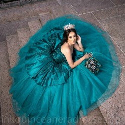 Sweetheart Neck Emerald Green Quinceanera Dress Sleeveless Vestidos De 15 Anos Women 2024 Ball Gown Lace Appliques Girls Sweet 16 Dresses