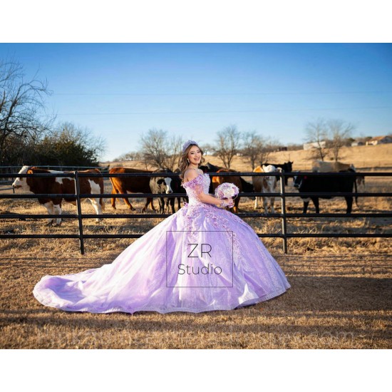 Off Shoulder Lilac Quinceanera Dress Instagram Gowns 3D Flowers Girls Sweet 16 Dresses Chandelier Sleeve Wear Pageant