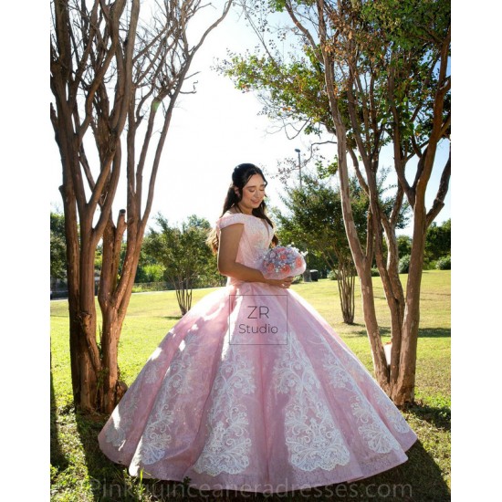 Off Shoulder Pink Quinceanera Dress Instagram Gowns Lace Appliques Girls Sweet 16 Dresses V Neck Wear Pageant