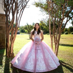 Off Shoulder Pink Quinceanera Dress Instagram Gowns Lace Appliques Girls Sweet 16 Dresses V Neck Wear Pageant