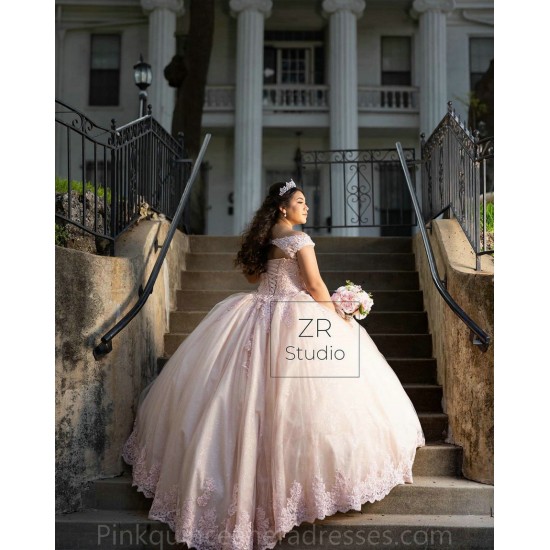 Sleeveless Pink Quinceanera Dress Sequin Instagram Gowns Lace Appliques Girls Sweet 16 Dresses Wear Pageant 15 Birthday Party Robe