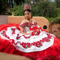 Sweetheart Neck Red On White Ruffled Quinceanera Dress Vestidos De 15 Anos Embroidered Girls Sweet 16 Dresses Off Shoulder 2024 Wear Pageant