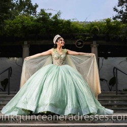 Cape Sleeve Sage Green Quinceanera Dress Vestidos De 15 Anos Sweetheart Neck Girls Sweet 16 Dresses Lace Appliques 2024 Wear Pageant