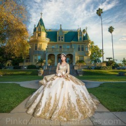 Long Sleeve Champagne Quinceanera Dress Wear Pageant Sweetheart Neck Sweet 15 Gowns Lace Appliques 2024 Ball Gown Princess Dresses