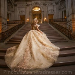 Off Shoulder Champagne Quinceanera Dress Sweetheart Neck Sweet 15 Gowns Wear Pageant Lace Appliques 2024 Ball Gown Princess Dresses