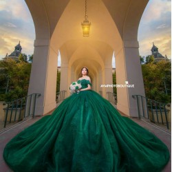 Sweetheart Neck Emerald Green Quince Dress 2024 Instagram Gowns Lace Appliques Birthday Party Robe Off Shoulder Vestidos De 15 Anos