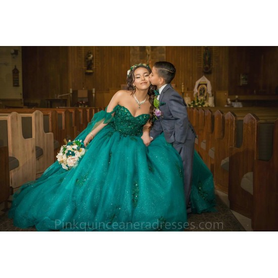 Sweetheart Neck Emerald Green Quinceanera Dress Off Shoulder Sweet 15 Gowns Wear Pageant Lace Appliques 2024 Ball Gown Princess Dresses