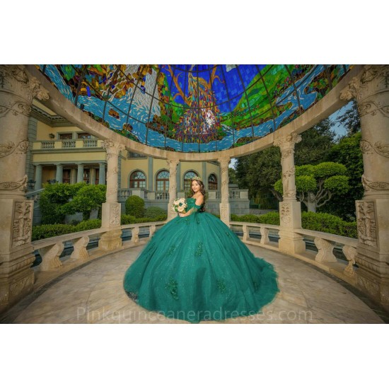 Sweetheart Neck Emerald Green Quinceanera Dress Off Shoulder Sweet 15 Gowns Wear Pageant Lace Appliques 2024 Ball Gown Princess Dresses