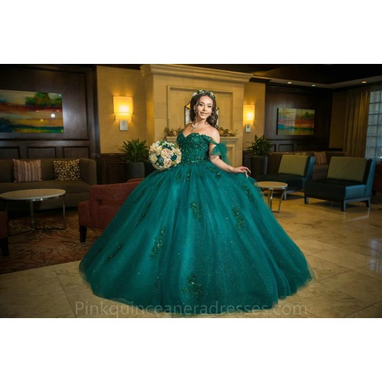 Sweetheart Neck Emerald Green Quinceanera Dress Off Shoulder Sweet 15 Gowns Wear Pageant Lace Appliques 2024 Ball Gown Princess Dresses