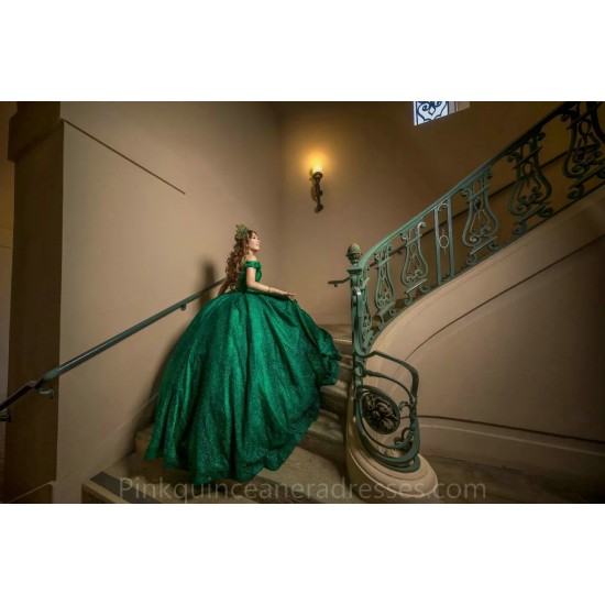 Off Shoulder Emerald Green Quinceanera Dress Wear Pageant Sweetheart Neck Sweet 15 Gowns Lace Appliques 2024 Ball Gown Princess Dresses