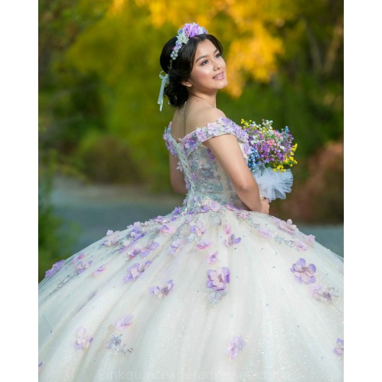 Ivory Quinceanera Dress Off Shoulder 2024 Ball Gown Princess Dresses Sweetheart Neck Sweet 15 Gowns 3D Flowers Wear Pageant