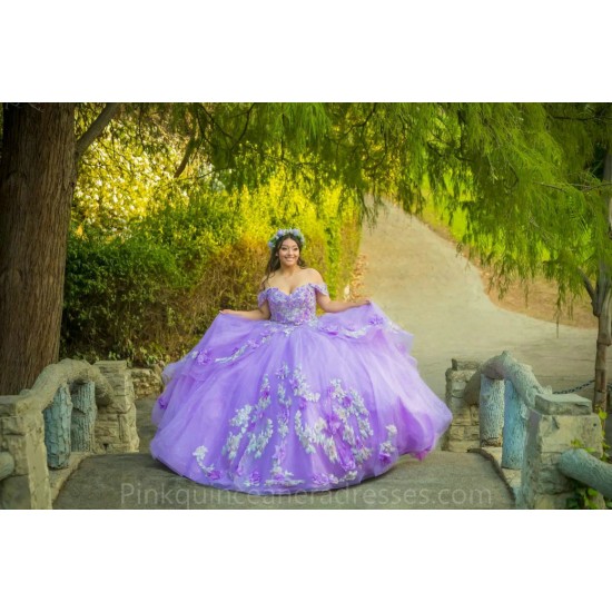 Off Shoulder Lilac Quinceanera Dress 2024 Ball Gown Princess Dresses Lace Appliques Wear Pageant Sweetheart Neck Sweet 15 Gowns