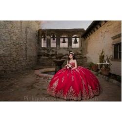 2024 Instagram Gowns Red Quince Dress Sweetheart Neck Birthday Party Dresses Lace Appliques Sleeveless Vestidos De 15 Anos