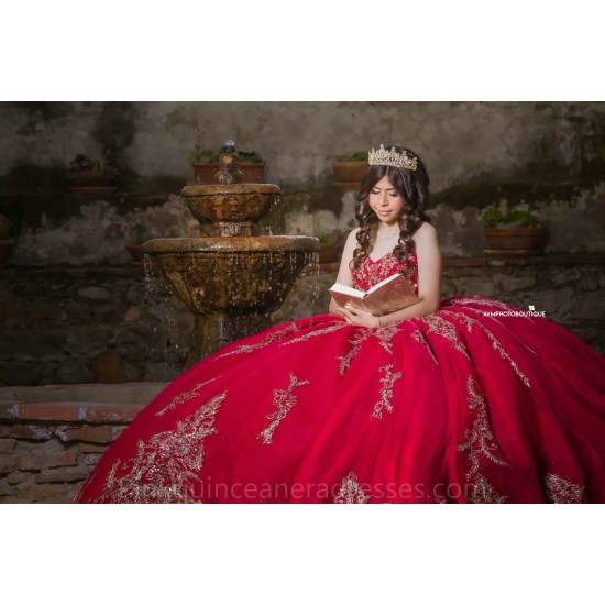 2024 Instagram Gowns Red Quince Dress Sweetheart Neck Birthday Party Dresses Lace Appliques Sleeveless Vestidos De 15 Anos