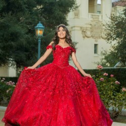 Red Quinceanera Dress Off Shoulder Wear Pageant Sweetheart Neck Sweet 15 Gowns Lace Appliques 2024 Ball Gown Princess Dresses