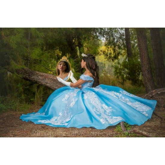 Off Shoulder Sky Blue Quinceanera Dress Wear Pageant V Neck Sweet 15 Gowns Lace Appliques 2024 Ball Gown Princess Dresses