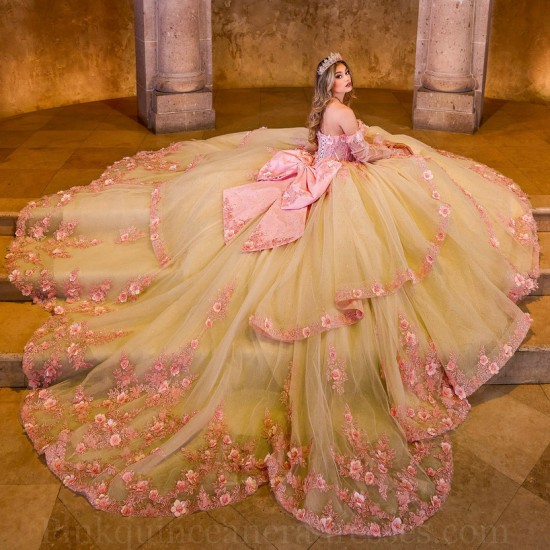 Sleeveless Champagne On Pink Quinceanera Dress Sweet 15 Gowns 3D Flowers Wear Pageant Sweetheart Neck 2024 Ball Gown Princess Dresses With Bow