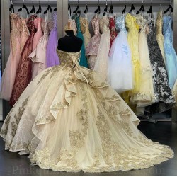 Sleeveless Champagne Quince Dress Vestidos De 15 Anos Lace Appliques Instagram Gowns Sweetheart Neck Birthday Party Gown