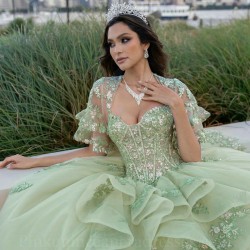 Ruffled Sage Green Quince Dress Instagram Gowns Lace Appliques Wear Pageant Sweetheart Neck Vestidos De 15 Anos