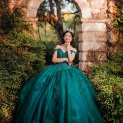 Off Shoulder Emerald Green Quinceanera Dress Vestidos De 15 Anos Sweetheart Neck Girls Sweet 16 Dresses Lace Appliques 2024 Wear Pageant