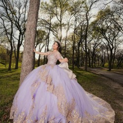 Off Shoulder Lilac Quinceanera Dress Lace Appliques Wear Pageant Sweet 15 Gowns Sweetheart Neck Birthday Party Dresses With Bow