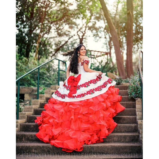 Off Shoulder Red On White Quinceanera Dress Sweetheart Neck Vestidos De 15 Anos Girls Sweet 16 Dresses Ruffled 2024 Wear Pageant