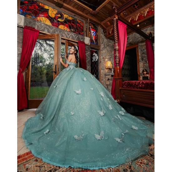 Sweetheart Neck Sage Green Quinceanera Dress Off Shoulder Sweet 15 Gowns Lace Appliques Wear Pageant 2024 Ball Gown Princess Dresses With 3D Butterfly