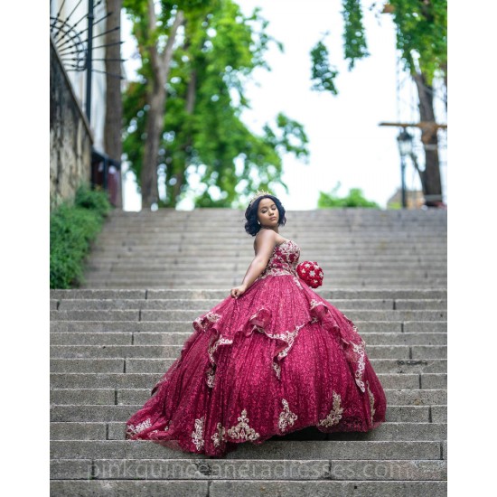 Instagram Gowns Burgundy Quinceanera Dress Gold Lace Appliques Sweetheart Neck Girls Sweet 16 Dresses Sleeveless 15 Birthday Party Robe