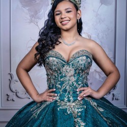 Sleeveless Emerald Green Quince Dress Vestidos De 15 Anos Lace Appliques Wear Pageant Sweetheart Girls Sweet 16 Dresses