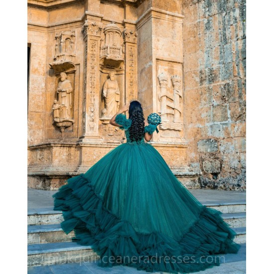 Ruffled Emerald Green Quince Dress Puff Sleeve Vestidos De 15 Anos Lace Appliques Wear Pageant V Neck Girls Sweet 16 Dresses