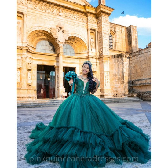 Ruffled Emerald Green Quince Dress Puff Sleeve Vestidos De 15 Anos Lace Appliques Wear Pageant V Neck Girls Sweet 16 Dresses