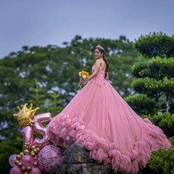 Ruffled Pink Quinceanera Dress Sleeveless 2024 Princess Dresses Lace Appliques Birthday Party Robe