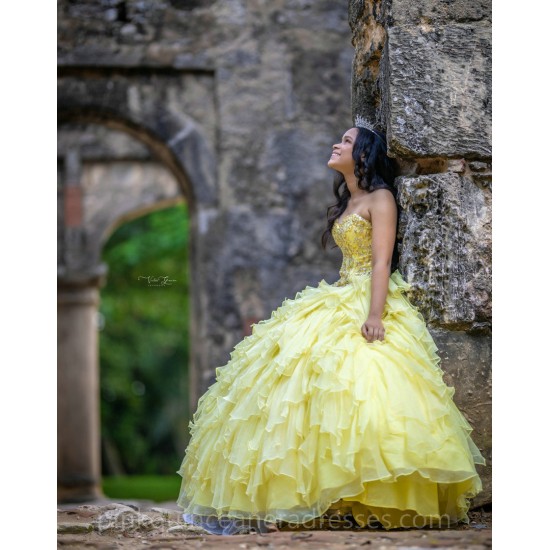 Ruffled Yellow Quinceanera Dress Sleeveless Wear Pageant Lace Appliques Vestidos De 15 Anos Sweetheart Neck Birthday Party Dresses